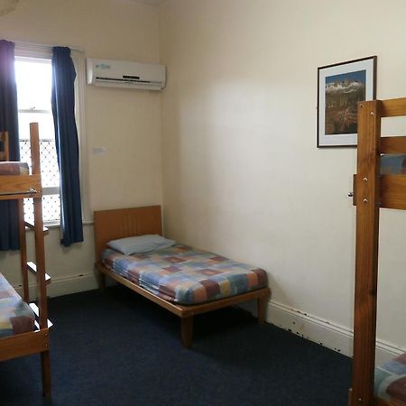Launceston Backpackers Hostel Exterior photo