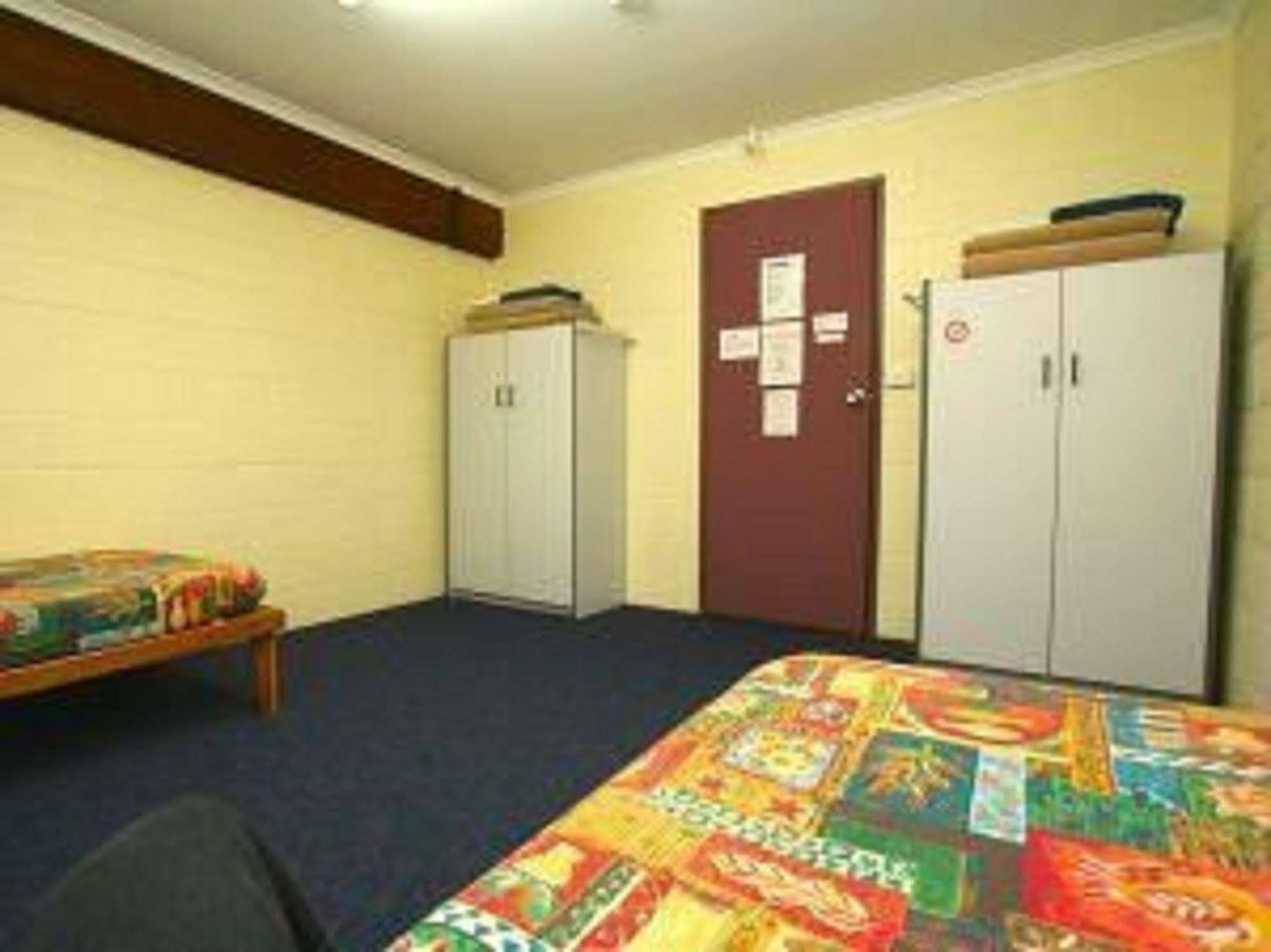 Launceston Backpackers Hostel Exterior photo