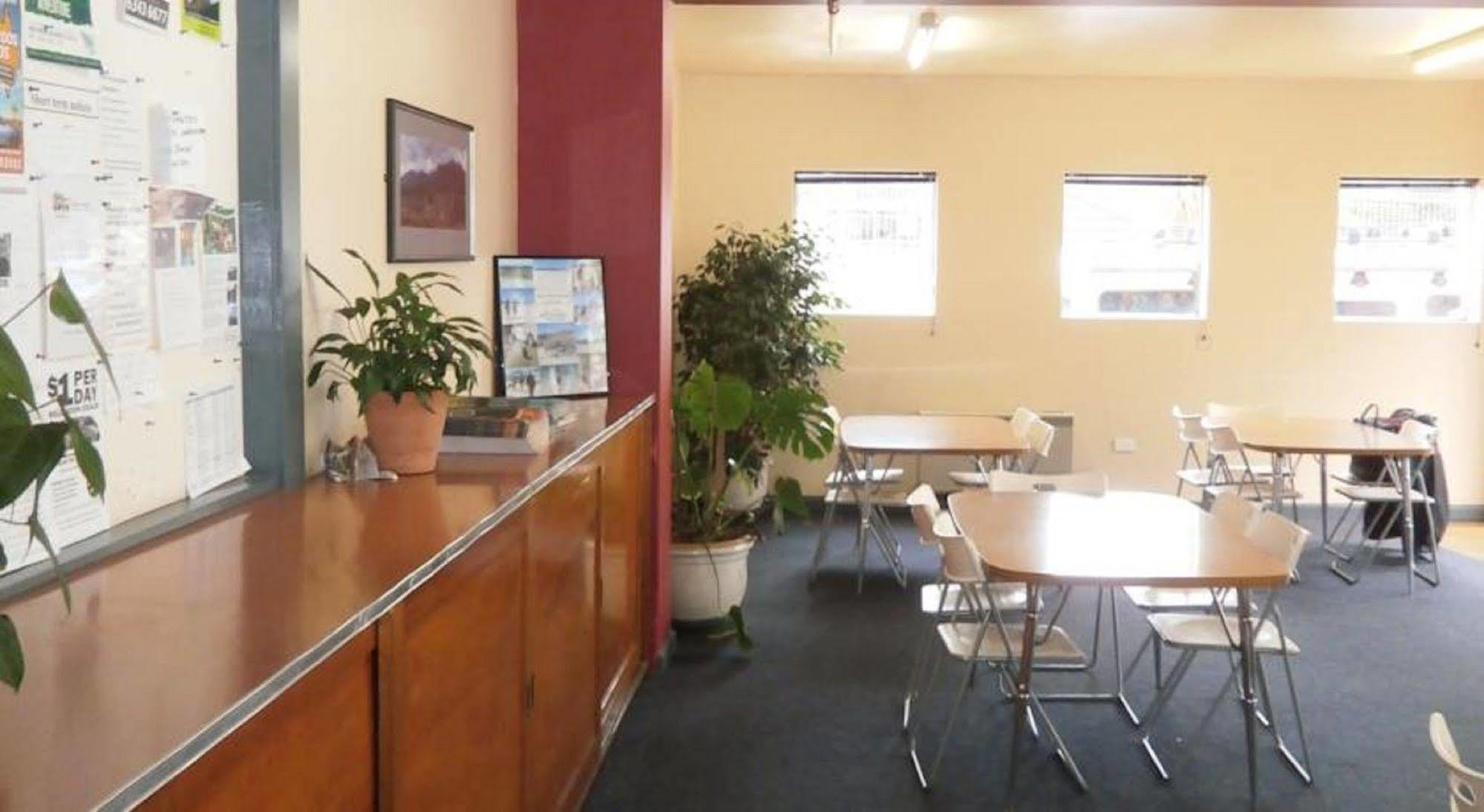 Launceston Backpackers Hostel Exterior photo